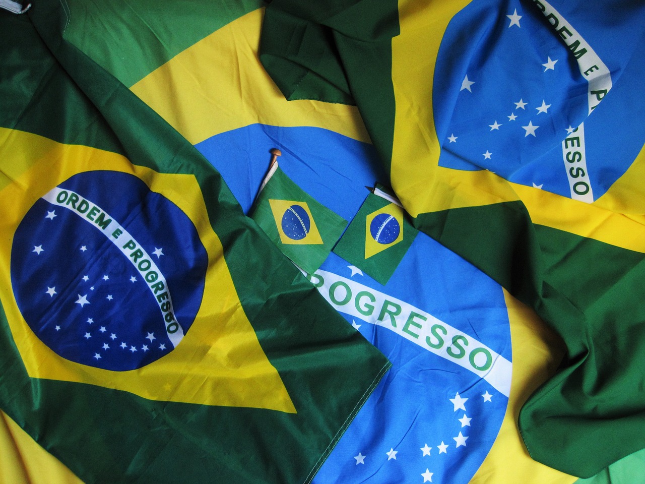 ブラジル人との国際結婚の手続き/ブラジル大使館・領事館情報